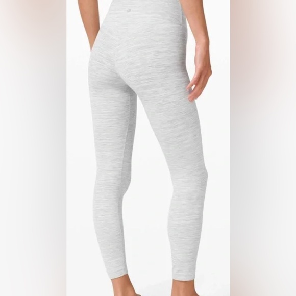 Lululemon Wunder Under Leggings 4 - Picture 2 of 7